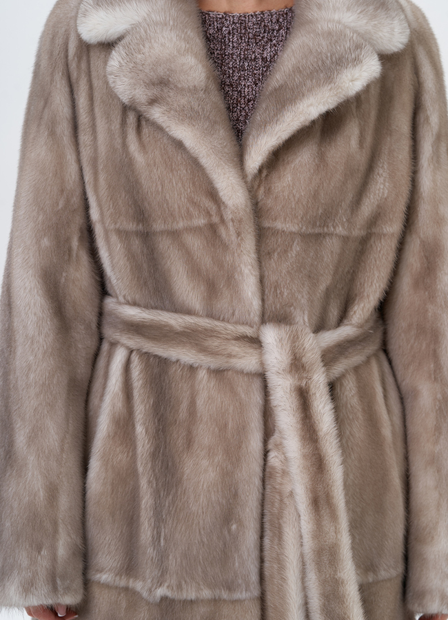 Длинная светлая норковая шуба модель № 29164 в кредит