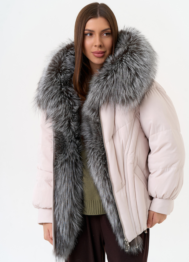 Женский пуховик с отделкой из меха чернобурки модель № 31446 универмаг малина