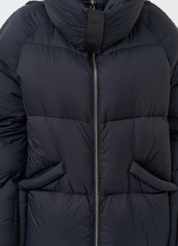 Женский пуховик с капюшоном 